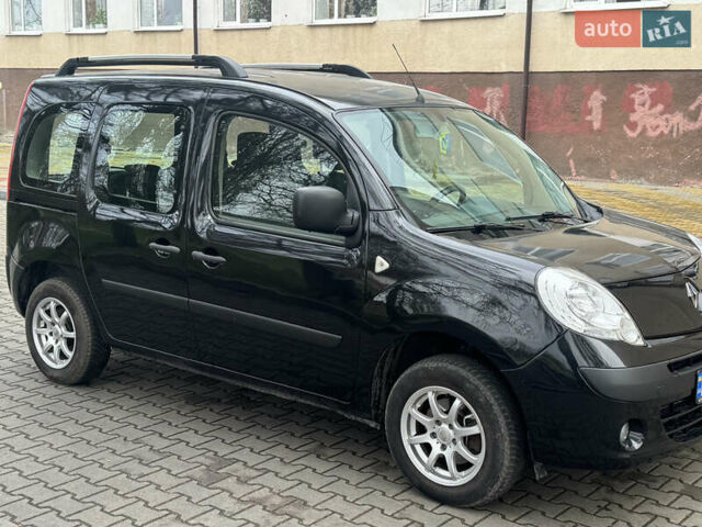 Черный Рено Кенгу, объемом двигателя 1.6 л и пробегом 241 тыс. км за 4850 $, фото 15 на Automoto.ua