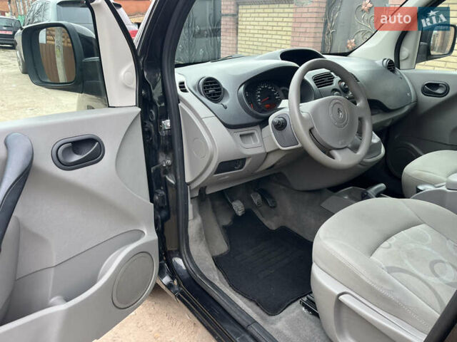 Чорний Рено Кєнгу, об'ємом двигуна 1.6 л та пробігом 201 тис. км за 8400 $, фото 33 на Automoto.ua