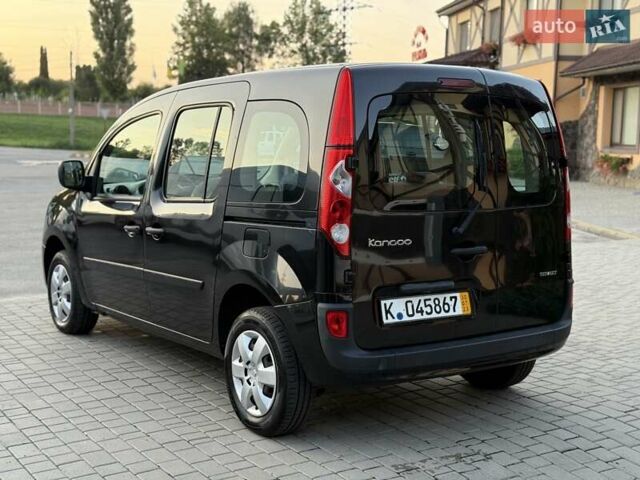 Черный Рено Кенгу, объемом двигателя 1.6 л и пробегом 156 тыс. км за 6950 $, фото 10 на Automoto.ua
