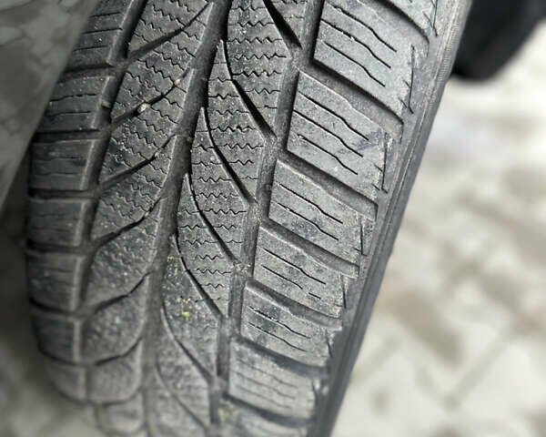 Чорний Рено Кєнгу, об'ємом двигуна 1.6 л та пробігом 229 тис. км за 7999 $, фото 58 на Automoto.ua