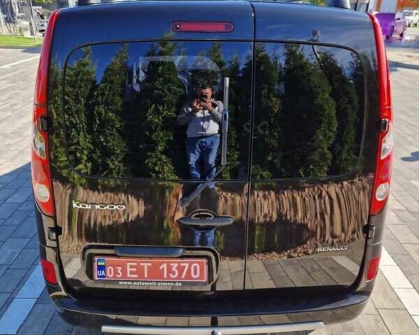 Черный Рено Кенгу, объемом двигателя 1.6 л и пробегом 202 тыс. км за 8100 $, фото 32 на Automoto.ua