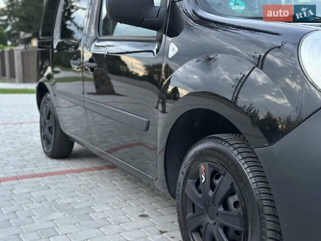 Черный Рено Кенгу, объемом двигателя 1.6 л и пробегом 254 тыс. км за 7300 $, фото 9 на Automoto.ua