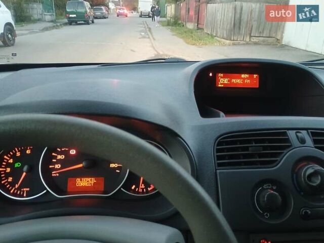 Рено Кєнгу 2010 у Вінниці на Automoto.ua Чорний Рено Кєнгу, об'ємом двигуна 1.6 л та пробігом 227 тис. км за 7850 $, фото 2 на Automoto.ua
