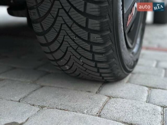 Черный Рено Кенгу, объемом двигателя 1.6 л и пробегом 254 тыс. км за 7300 $, фото 10 на Automoto.ua