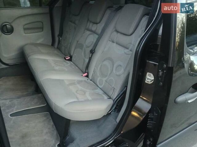 Чорний Рено Кєнгу, об'ємом двигуна 1.6 л та пробігом 228 тис. км за 7850 $, фото 52 на Automoto.ua