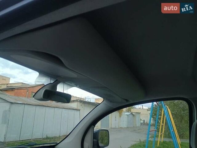 Чорний Рено Кєнгу, об'ємом двигуна 1.6 л та пробігом 228 тис. км за 7850 $, фото 47 на Automoto.ua