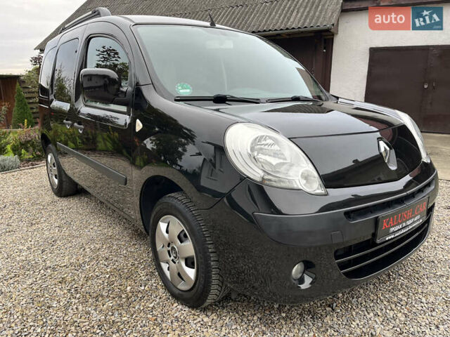 Черный Рено Кенгу, объемом двигателя 1.6 л и пробегом 202 тыс. км за 7800 $, фото 4 на Automoto.ua