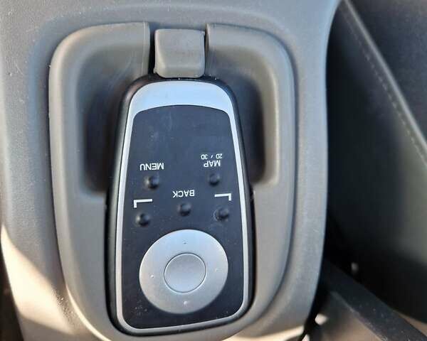 Черный Рено Кенгу, объемом двигателя 1.6 л и пробегом 202 тыс. км за 8100 $, фото 23 на Automoto.ua