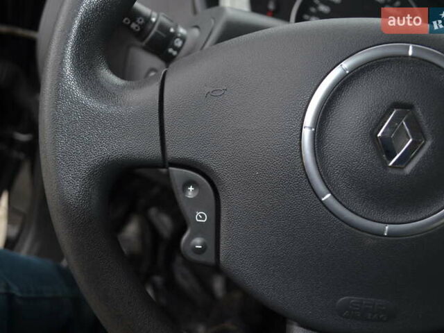 Чорний Рено Кєнгу, об'ємом двигуна 1.6 л та пробігом 170 тис. км за 8450 $, фото 34 на Automoto.ua