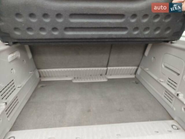 Чорний Рено Кєнгу, об'ємом двигуна 1.5 л та пробігом 225 тис. км за 7900 $, фото 11 на Automoto.ua