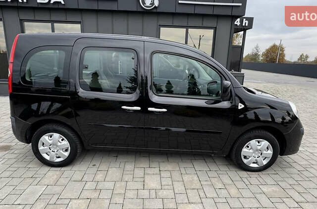 Рено Кенгу 2011 в Калуше на Automoto.ua Черный Рено Кенгу, объемом двигателя 1.6 л и пробегом 192 тыс. км за 7550 $, фото 4 на Automoto.ua