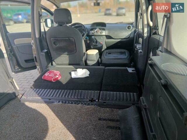 Черный Рено Кенгу, объемом двигателя 1.5 л и пробегом 240 тыс. км за 7600 $, фото 9 на Automoto.ua