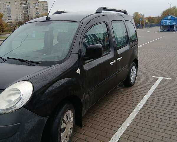 Черный Рено Кенгу, объемом двигателя 1.5 л и пробегом 240 тыс. км за 7600 $, фото 10 на Automoto.ua