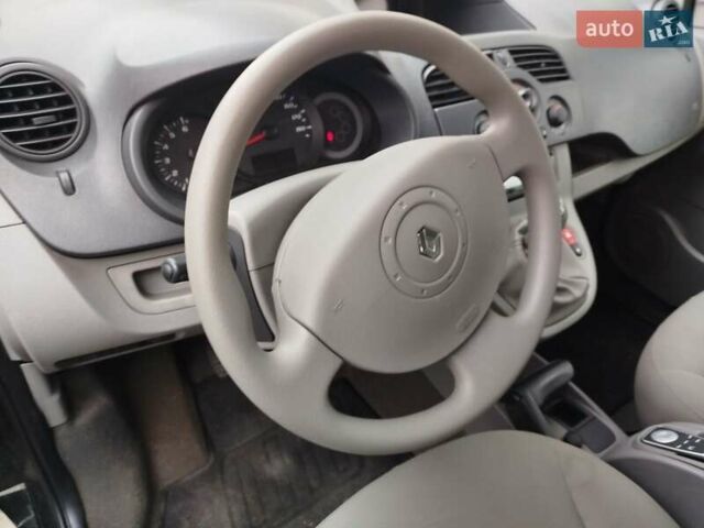 Чорний Рено Кєнгу, об'ємом двигуна 1.5 л та пробігом 225 тис. км за 7900 $, фото 2 на Automoto.ua