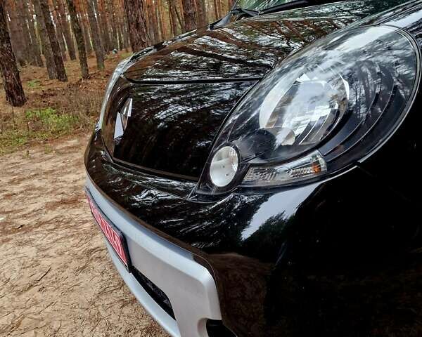 Черный Рено Кенгу, объемом двигателя 1.6 л и пробегом 229 тыс. км за 7900 $, фото 11 на Automoto.ua