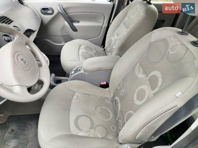 Чорний Рено Кєнгу, об'ємом двигуна 1.5 л та пробігом 225 тис. км за 7900 $, фото 1 на Automoto.ua