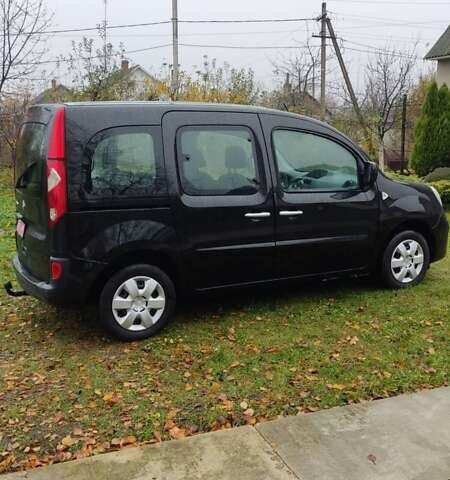 Черный Рено Кенгу, объемом двигателя 1.6 л и пробегом 236 тыс. км за 6700 $, фото 8 на Automoto.ua