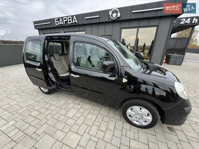 Рено Кенгу 2011 в Калуше на Automoto.ua Черный Рено Кенгу, объемом двигателя 1.6 л и пробегом 192 тыс. км за 7550 $, фото 5 на Automoto.ua