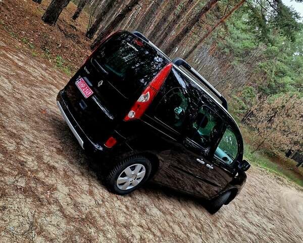 Черный Рено Кенгу, объемом двигателя 1.6 л и пробегом 229 тыс. км за 7900 $, фото 9 на Automoto.ua