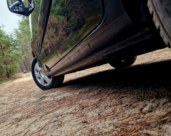 Черный Рено Кенгу, объемом двигателя 1.6 л и пробегом 229 тыс. км за 7900 $, фото 26 на Automoto.ua