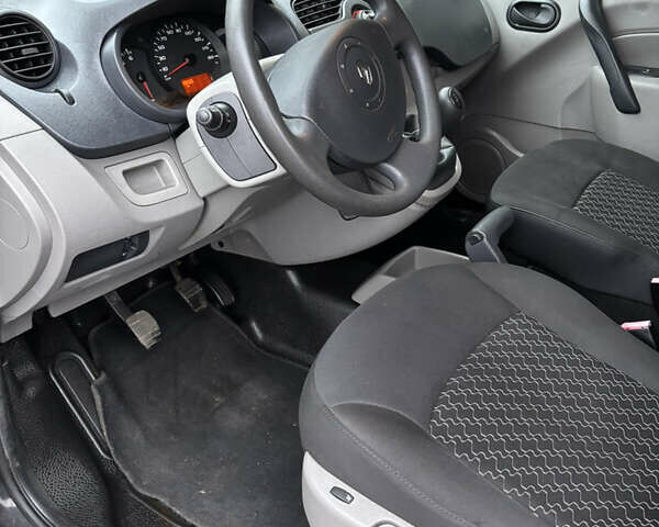 Черный Рено Кенгу, объемом двигателя 1.5 л и пробегом 138 тыс. км за 8500 $, фото 14 на Automoto.ua