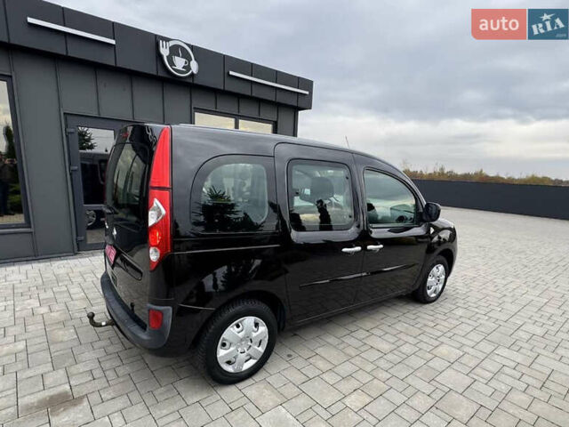 Рено Кенгу 2011 в Калуше на Automoto.ua Черный Рено Кенгу, объемом двигателя 1.6 л и пробегом 192 тыс. км за 7550 $, фото 1 на Automoto.ua