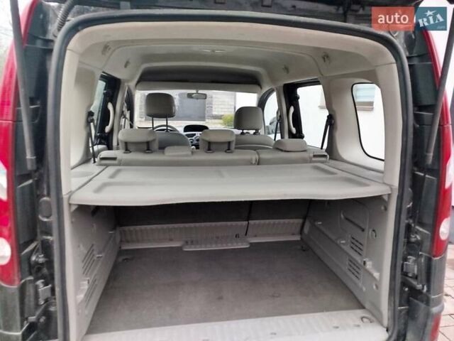 Чорний Рено Кєнгу, об'ємом двигуна 1.5 л та пробігом 225 тис. км за 7900 $, фото 13 на Automoto.ua