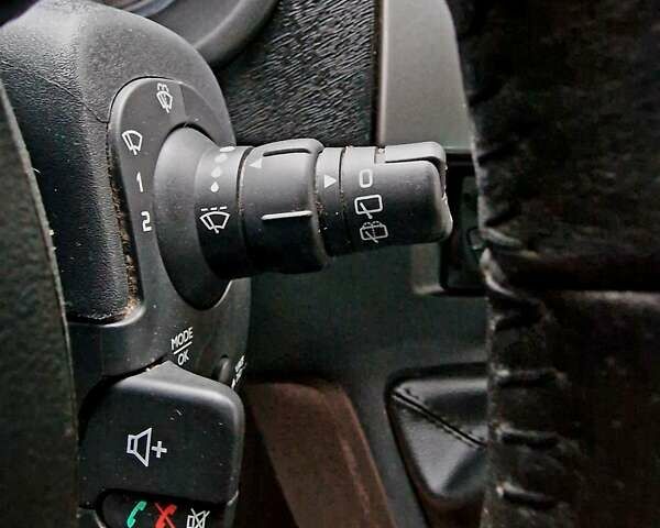 Черный Рено Кенгу, объемом двигателя 1.6 л и пробегом 229 тыс. км за 8000 $, фото 55 на Automoto.ua