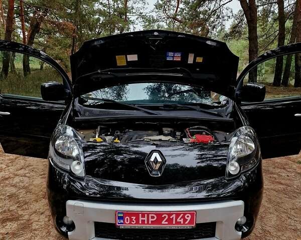 Черный Рено Кенгу, объемом двигателя 1.6 л и пробегом 229 тыс. км за 7900 $, фото 123 на Automoto.ua