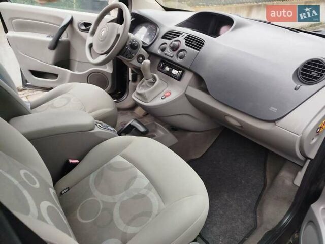 Чорний Рено Кєнгу, об'ємом двигуна 1.5 л та пробігом 225 тис. км за 7900 $, фото 17 на Automoto.ua