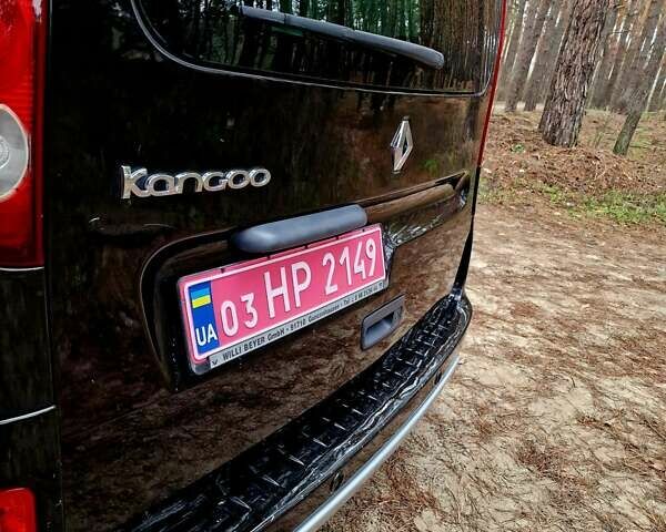 Черный Рено Кенгу, объемом двигателя 1.6 л и пробегом 229 тыс. км за 7900 $, фото 30 на Automoto.ua