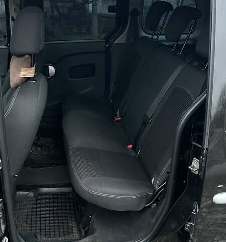 Черный Рено Кенгу, объемом двигателя 1.5 л и пробегом 324 тыс. км за 8500 $, фото 7 на Automoto.ua