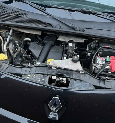 Черный Рено Кенгу, объемом двигателя 1.5 л и пробегом 324 тыс. км за 8500 $, фото 12 на Automoto.ua