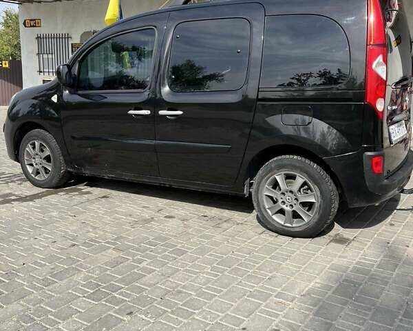 Черный Рено Кенгу, объемом двигателя 1.5 л и пробегом 260 тыс. км за 8200 $, фото 5 на Automoto.ua