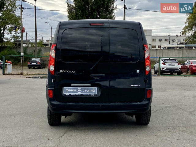 Черный Рено Кенгу, объемом двигателя 0 л и пробегом 152 тыс. км за 7900 $, фото 5 на Automoto.ua