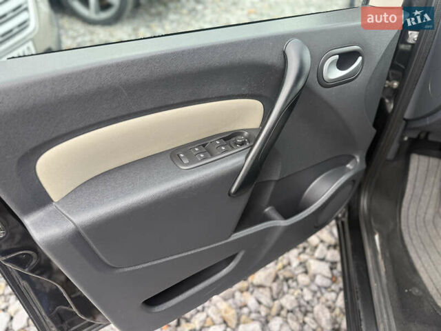 Черный Рено Кенгу, объемом двигателя 1.5 л и пробегом 214 тыс. км за 8999 $, фото 19 на Automoto.ua