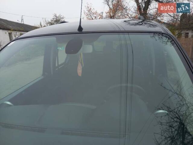 Черный Рено Кенгу, объемом двигателя 1.5 л и пробегом 80 тыс. км за 9650 $, фото 21 на Automoto.ua