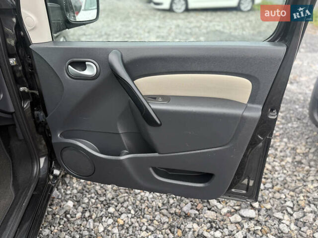 Черный Рено Кенгу, объемом двигателя 1.5 л и пробегом 214 тыс. км за 8999 $, фото 21 на Automoto.ua