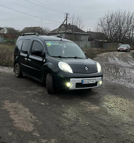 Черный Рено Кенгу, объемом двигателя 1.5 л и пробегом 324 тыс. км за 8500 $, фото 1 на Automoto.ua