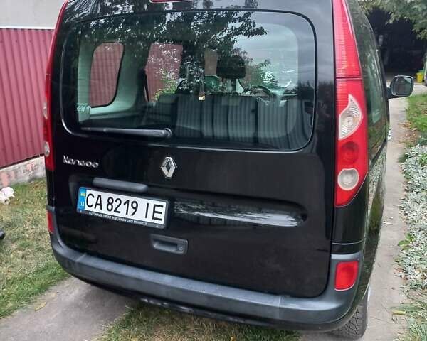 Черный Рено Кенгу, объемом двигателя 1.6 л и пробегом 211 тыс. км за 8600 $, фото 9 на Automoto.ua