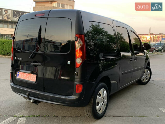 Черный Рено Кенгу, объемом двигателя 0 л и пробегом 103 тыс. км за 8200 $, фото 5 на Automoto.ua