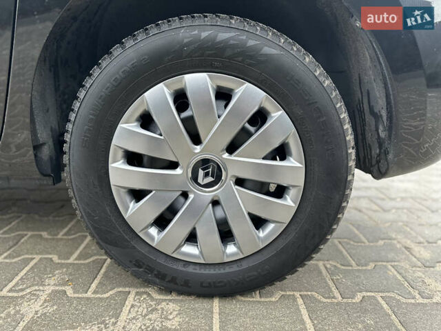 Чорний Рено Кєнгу, об'ємом двигуна 1.6 л та пробігом 212 тис. км за 8599 $, фото 22 на Automoto.ua