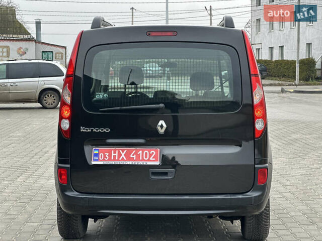 Чорний Рено Кєнгу, об'ємом двигуна 1.6 л та пробігом 212 тис. км за 8599 $, фото 4 на Automoto.ua