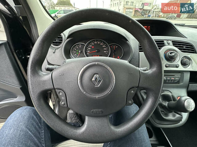 Чорний Рено Кєнгу, об'ємом двигуна 1.6 л та пробігом 212 тис. км за 8599 $, фото 10 на Automoto.ua