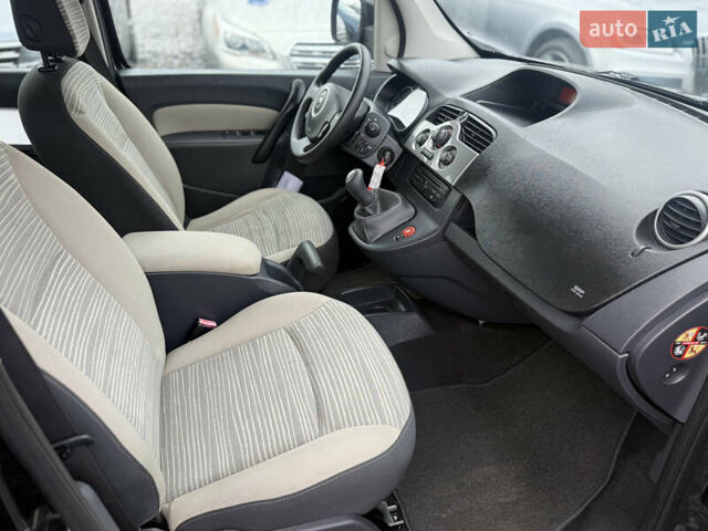 Черный Рено Кенгу, объемом двигателя 1.5 л и пробегом 214 тыс. км за 8999 $, фото 23 на Automoto.ua