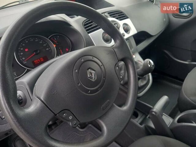 Черный Рено Кенгу, объемом двигателя 1.5 л и пробегом 80 тыс. км за 9650 $, фото 16 на Automoto.ua