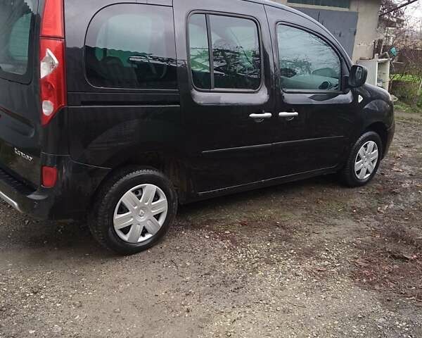 Черный Рено Кенгу, объемом двигателя 1.5 л и пробегом 225 тыс. км за 8750 $, фото 4 на Automoto.ua