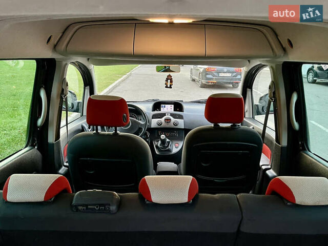 Черный Рено Кенгу, объемом двигателя 1.6 л и пробегом 178 тыс. км за 8750 $, фото 10 на Automoto.ua