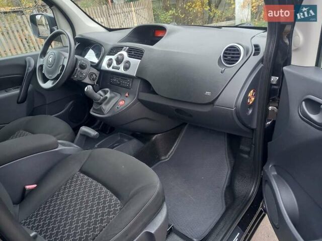 Черный Рено Кенгу, объемом двигателя 1.5 л и пробегом 80 тыс. км за 9650 $, фото 10 на Automoto.ua