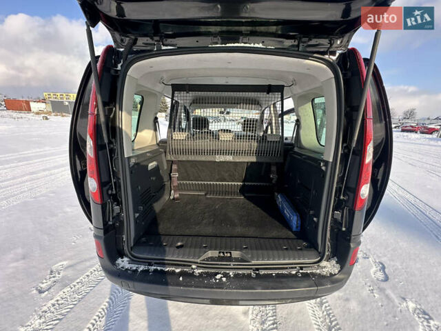 Черный Рено Кенгу, объемом двигателя 1.6 л и пробегом 212 тыс. км за 8499 $, фото 23 на Automoto.ua